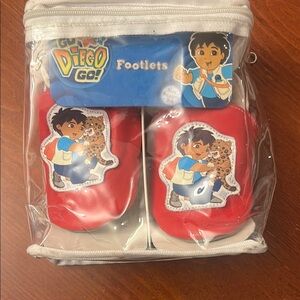 3/$20 Vintage Go Diego Go Red Footlets 3-4